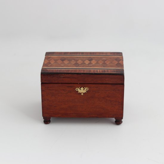 Parquetry Top Box with Tray - Click Image to Close