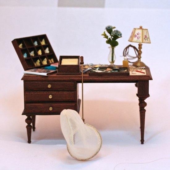 Butterfly Desk by Taller Targioni - Click Image to Close
